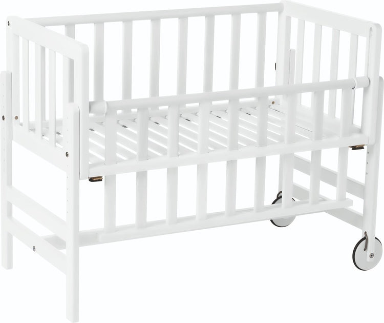 Geuther Betty Beistellbett, Beistellbett, Kinderbett – mit Rollen – 45x90 cm – Babybett bis 9 kg – massives Buchenholz – weiß