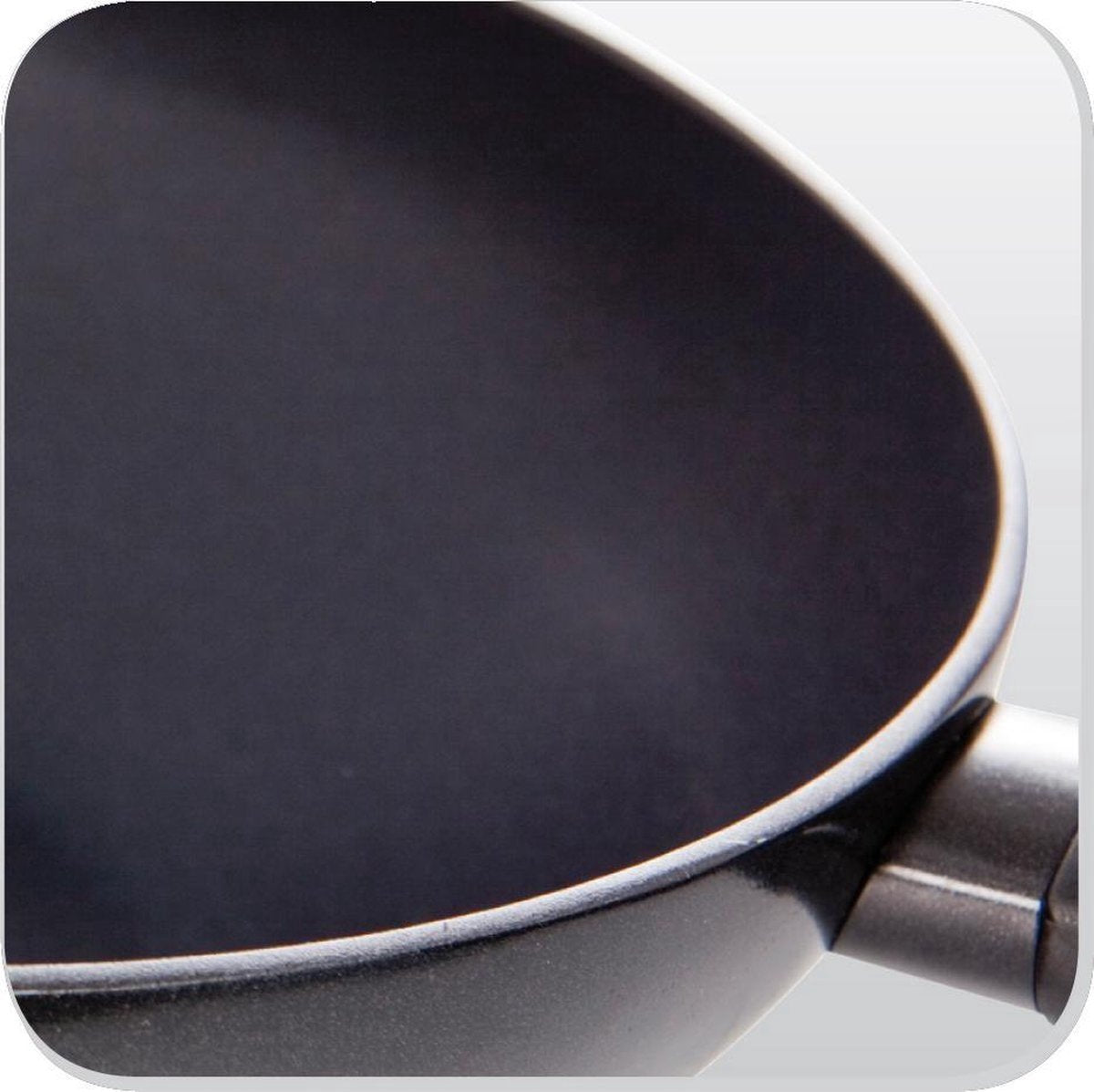 BK Wokarang Wok-Pfanne 30 cm – 4,3 l – PFAS-frei – Induktions-Wok-Pfanne – Keramik-Antihaftbeschichtung – ofenfest bis 160 Grad – spülmaschinenfest – Edelstahlgriff – Aluminium