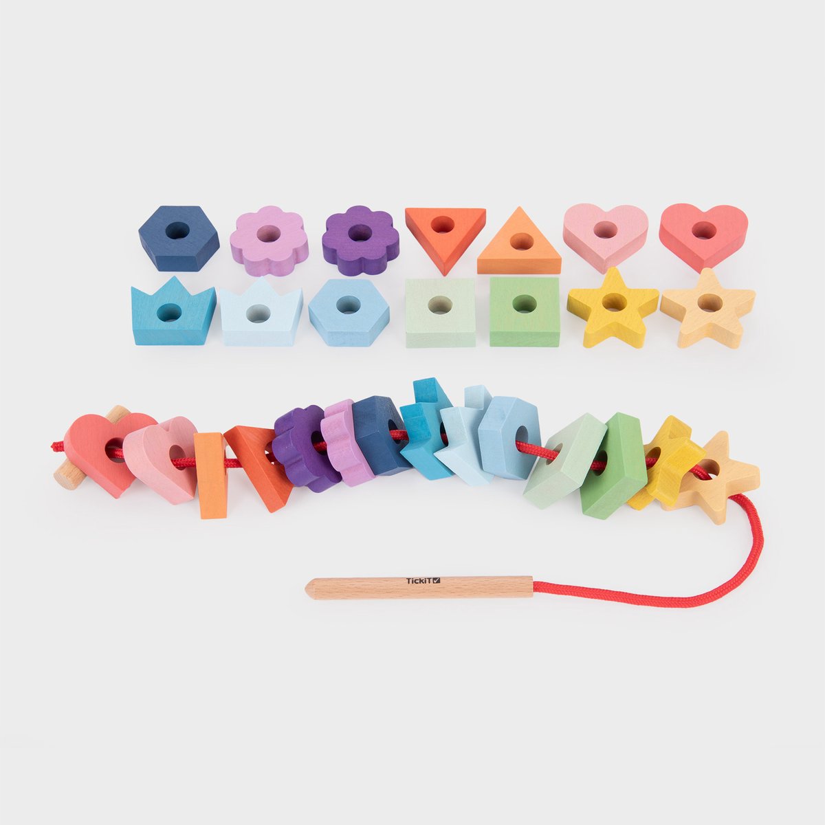 Tickit® Regenbogen-Spitzenformen aus Holz.