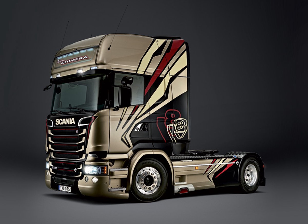 Italeri Modellbausatz LKW – 3930 Scania R730 Streamline – Team Chimera – Kunststoff – 1:24 – Modellbau