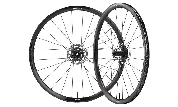 Shimano FFWD Laufradsatz Carbon Outlaw 29 Microspline Boost DT240 Nabe