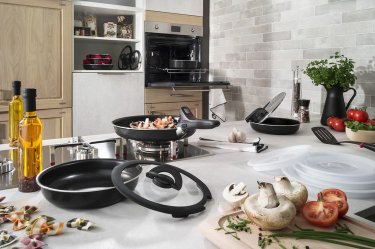 Tefal Kochausrüstung Tefal L65033 Ingenio Expertise Snappan 26 cm Schwarz
