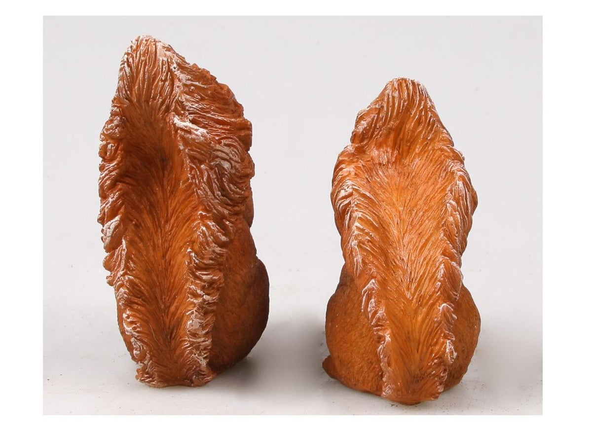 Gartenstatue mit Bauernhoftieren, Eichhörnchen, 10 x 5 x 9 cm