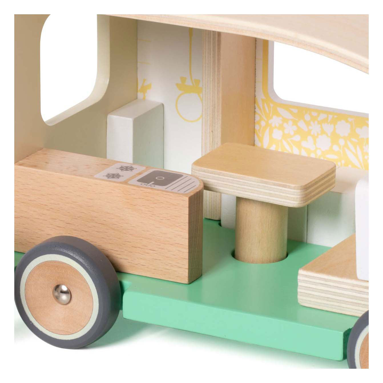Classic World Holzcamper mit Zubehör – 9-tlg.