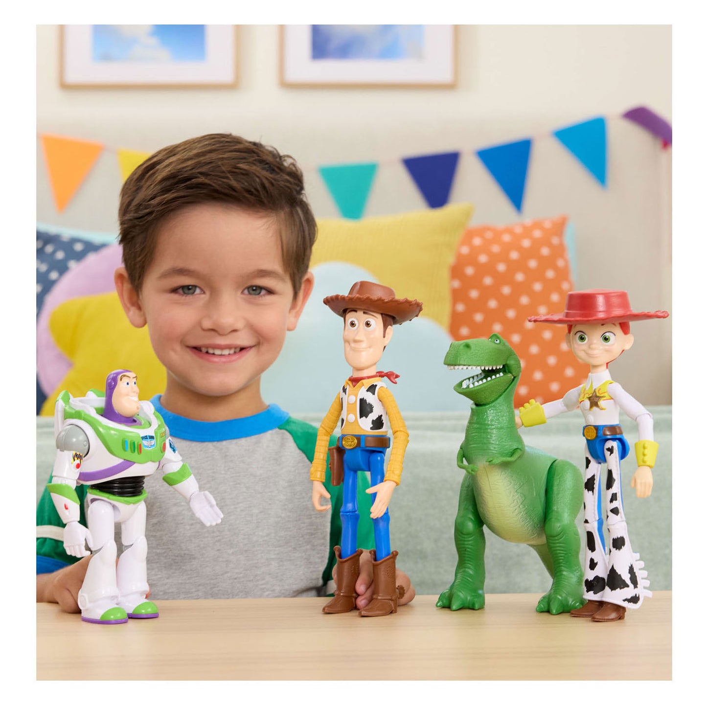 Mattel Disney und Pixar Toy Story Buzz Lightyear Figur – 10 bewegliche Gelenke