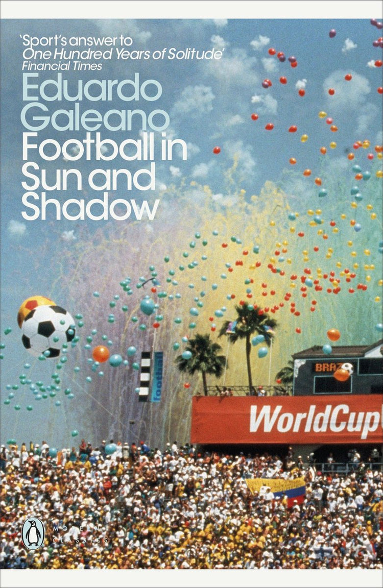 Moderne Pinguin-Klassiker – Fußball in Sonne und Schatten