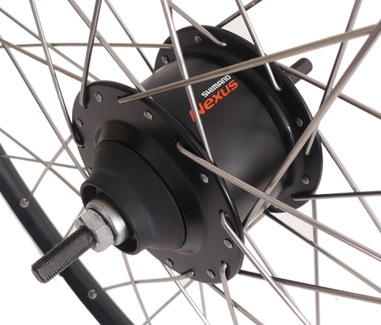 Hinterrad 28 Nexus 8 Rollerbrake -Hub mit schwarzen Rand und Edelstahl -Speichen