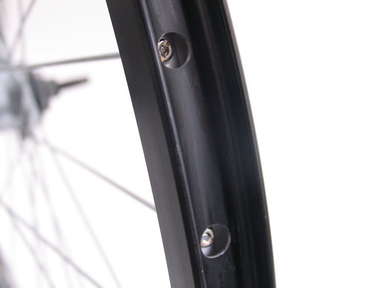 Shimano Hinterrad 28 622x19c Andra 30 Felge mit Nexus 3 Bremsscheibe Schwarz