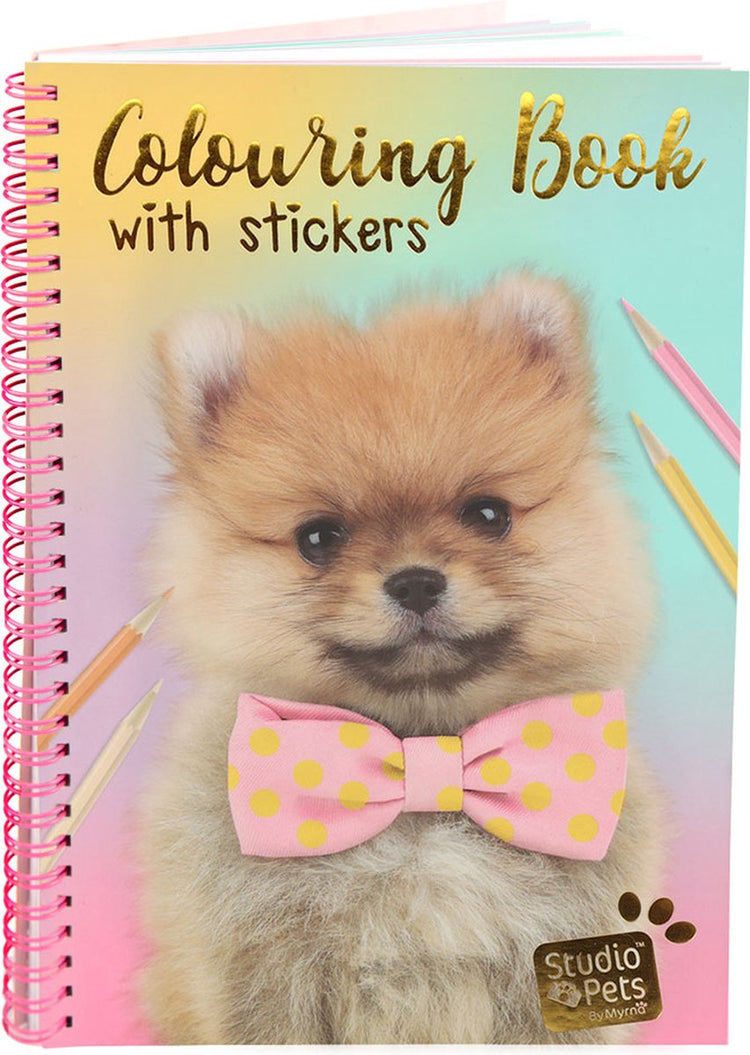 Studio Pets von Myrna Studio Pets® Malbuch mit Aufklebern A5 – Dog Edition – Malbuch für Kinder