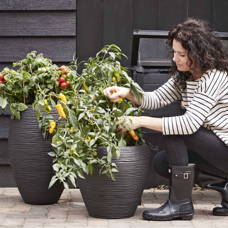 Capi Capi Flowerpot Nature Rib Kader 42x38 cm Schwarz KBLR362
