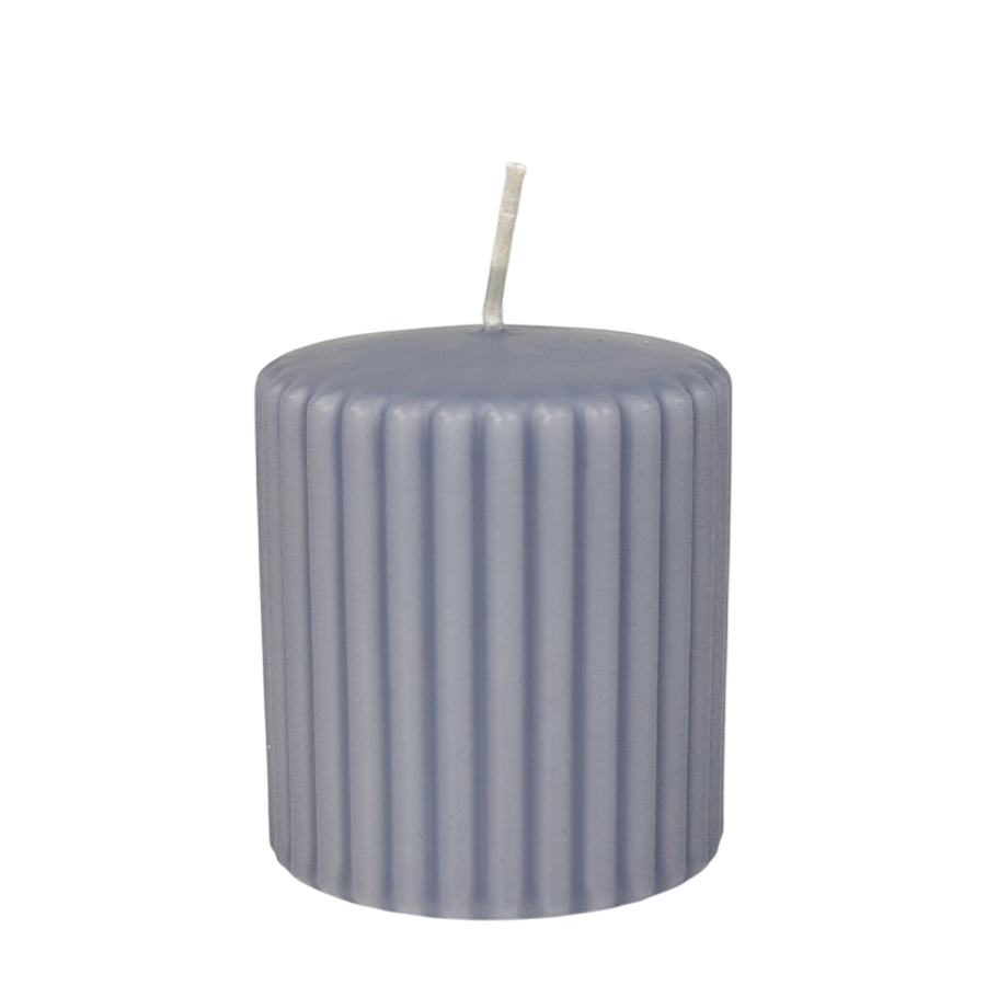 Candra Stumpenkerze gerippt hellblau 80 68mm