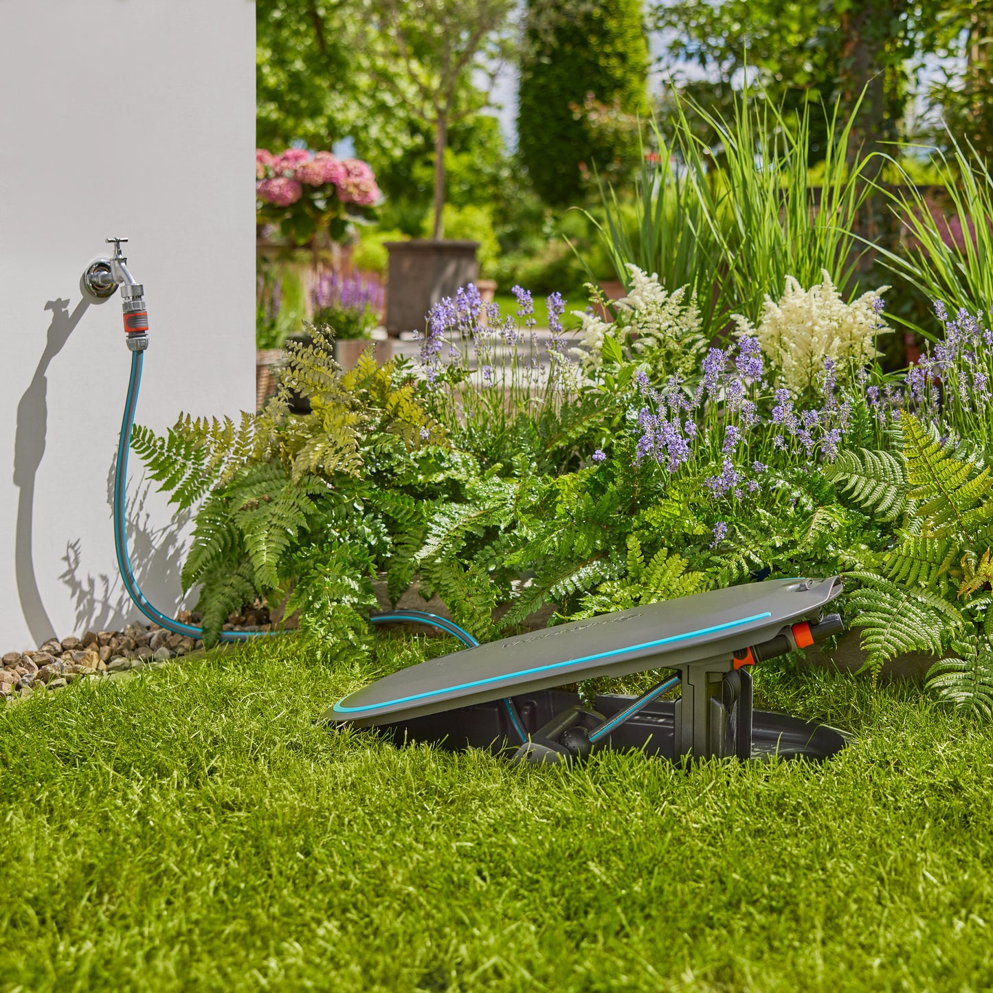 Gardena Undercover Schlauchbox Rollup m, 20 Meter Schlauchtrommel (schwarz türkis)