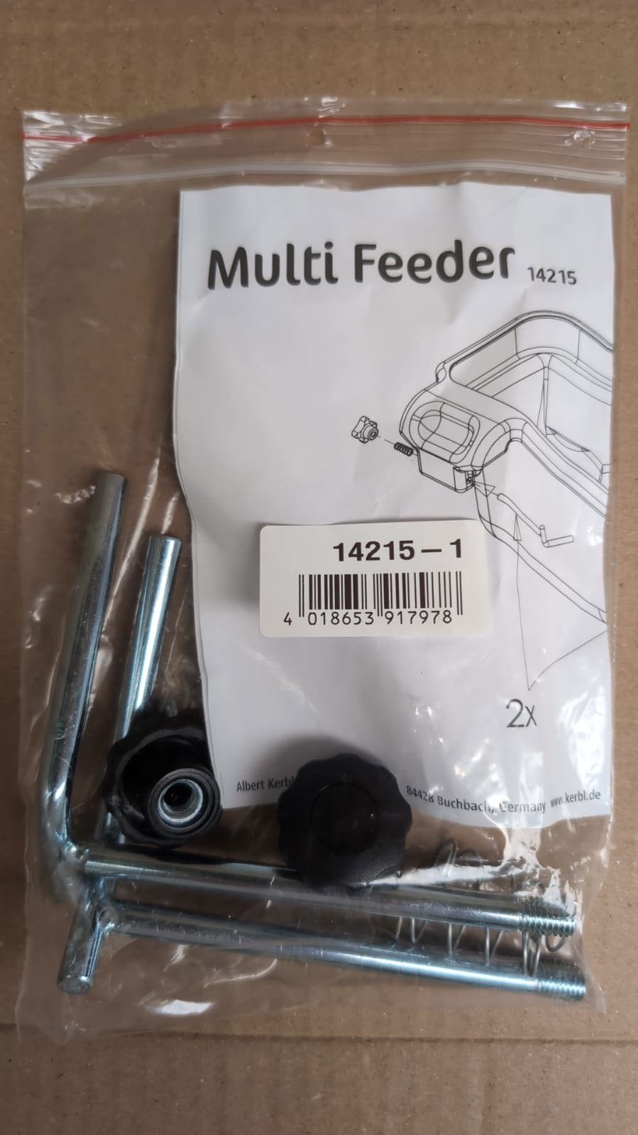 Aufhängung für Multifeeder-Tränke