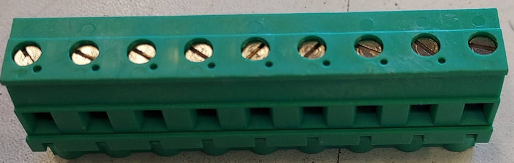 9-polige Buchse v Leiterplatte v Kuhreiniger horizontal