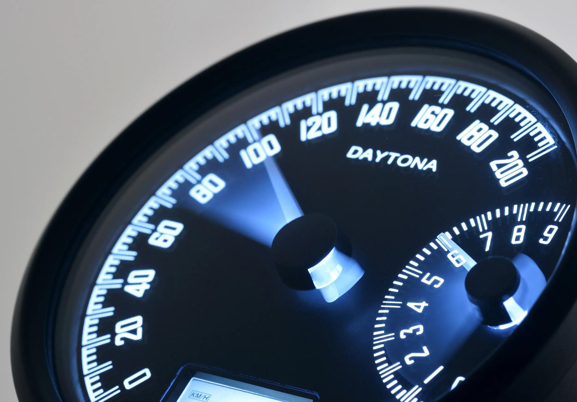 Daytona Tachometer Velona-W, SW M. Speed ​​m. 200 km h