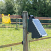 Ako-Masthalter zur Montage an einem Holzmast für einen Solarziegel