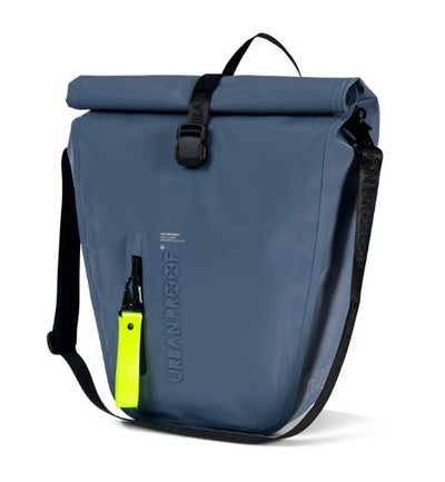 Urbanproof Urban Proof Single Storm Bag 20l blau recycelt