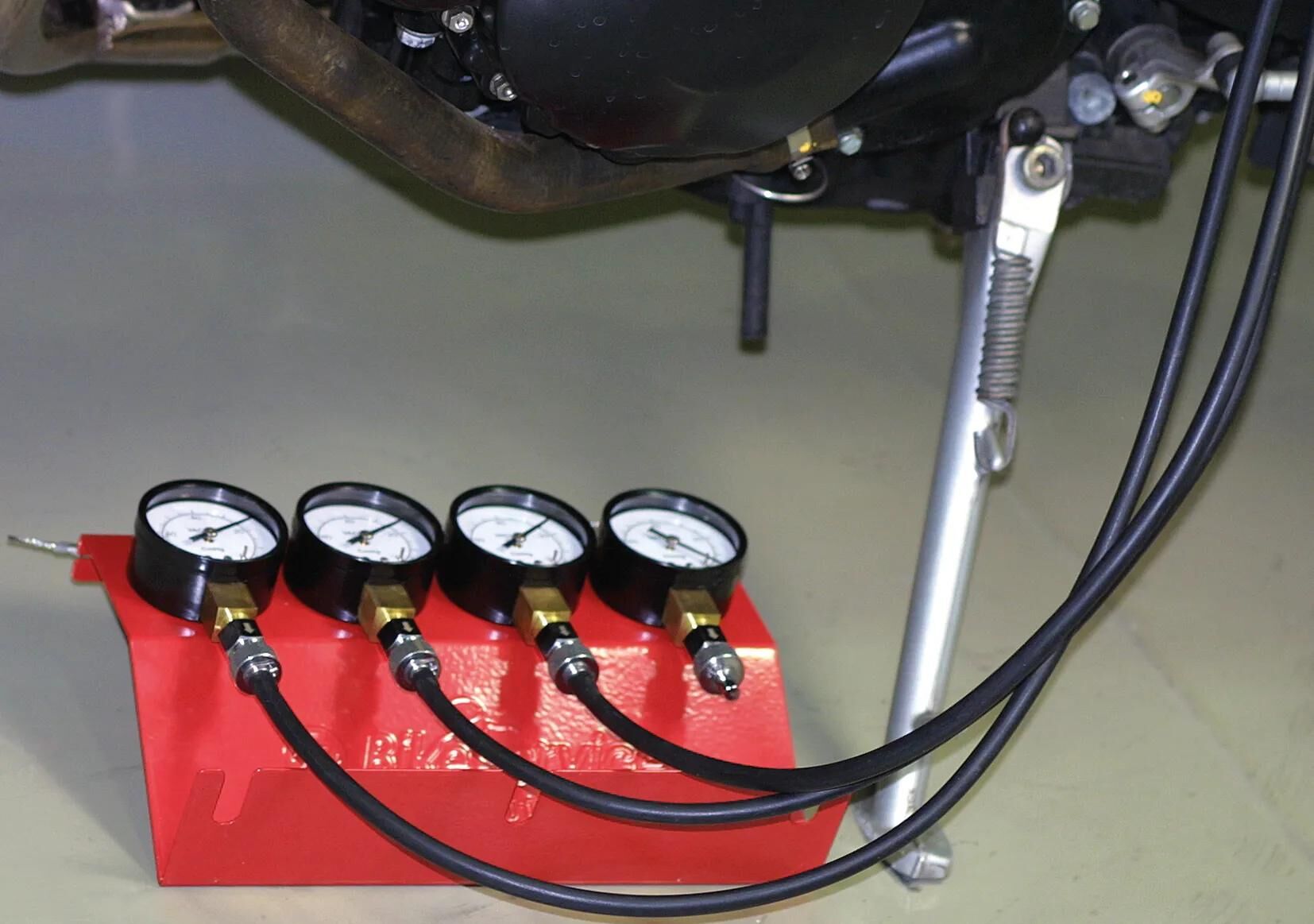 BikeService Prfwrkzstz Synchro Tester Analog M 4 Uhren