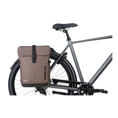 Basilikum Doppelfahrradachse Bewegung 30 Liter 16 x 27 x 38 cm Braun