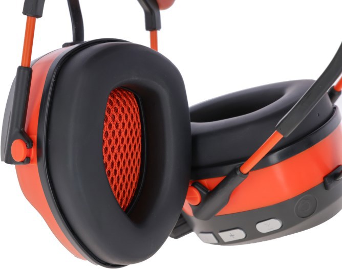 Der Kerbl-Ohrenschützer funktioniert mit Radio und Bluetooth