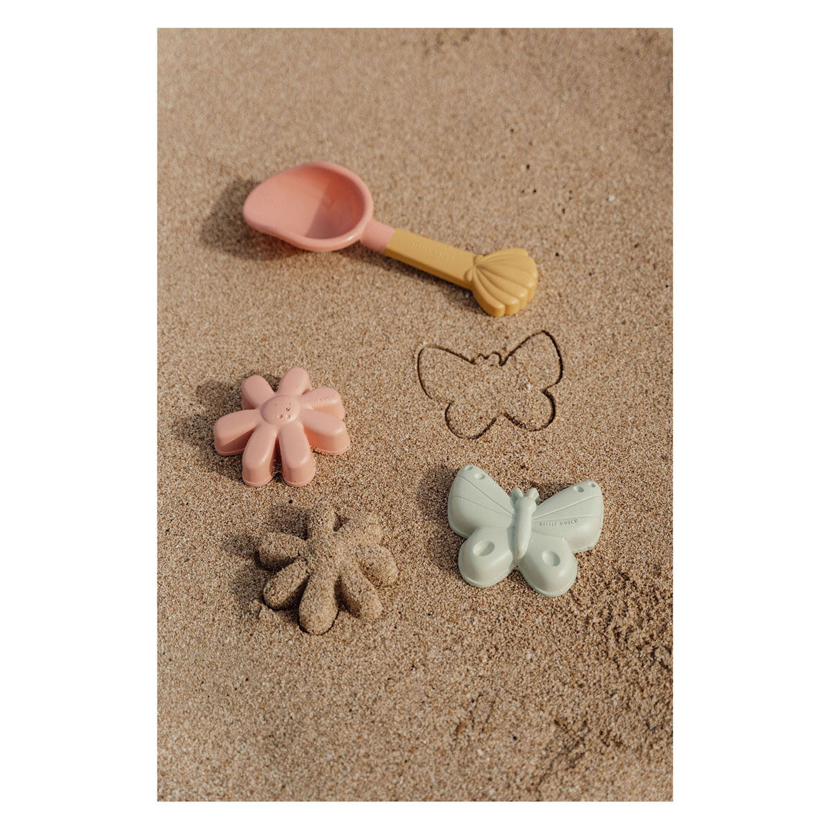 Kleine niederländische Strandset-Blumen und -Totten 3-teilig