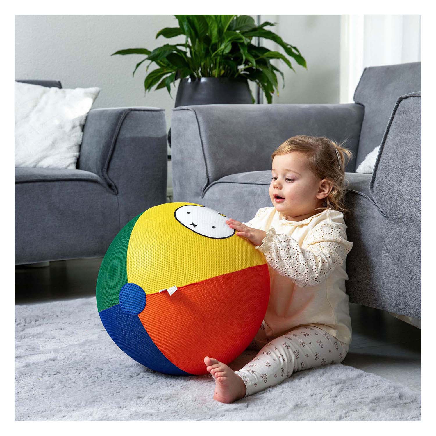 Miffy aufblasbarer Netzball 40 cm