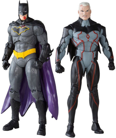Mcfarlane Toys DC Collector Actionfigur, 2er-Pack, Omega (unmaskiert), Batman (blutig) (goldenes Etikett), 18 cm große Actionfigur