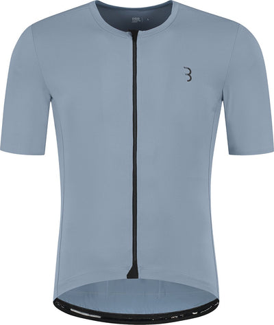 BBB Cycling Essence Fahrradshirt Herren Kurzarm – 15–25 °C – atmungsaktives MTB- und Radsportshirt mit 3 Rückentaschen – Eisblau