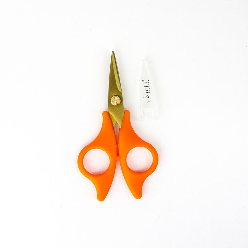 Tonic Studios • Feine Handwerker schneiden Scheren