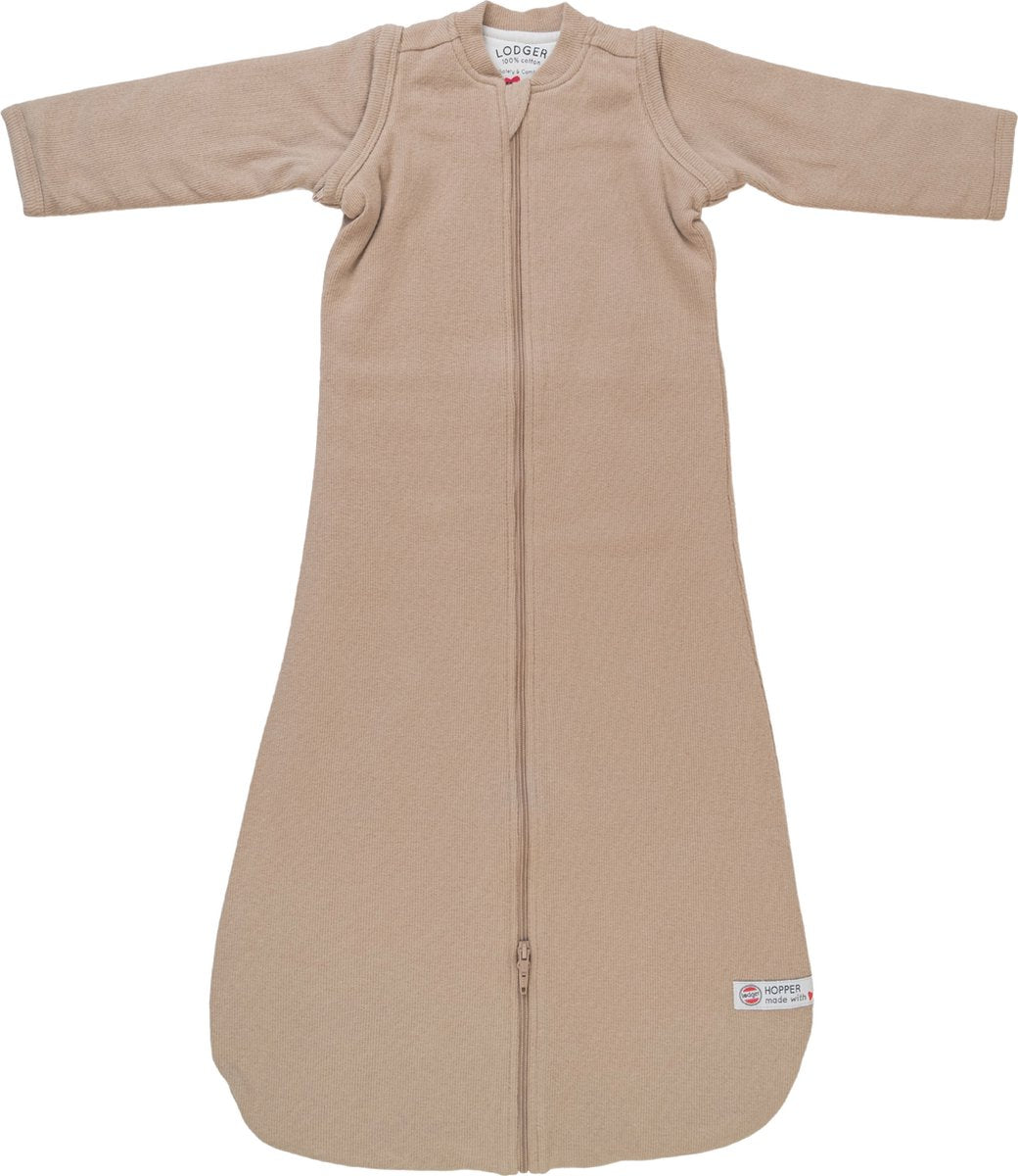 Lodger Hopper – Winter-Babyschlafsack mit abzippbaren Ärmeln – 98 cm – 3,3 Tog – Autositz – Beige – Winterschlafsack