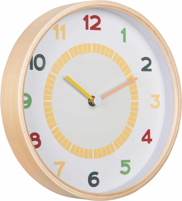 Karlsson Wanduhr Chico – mehrfarbig – ø25 cm – Wanduhr skandinavisch