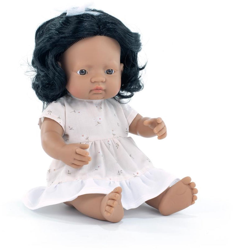 Miniland Puppe - Lateinamerikanisches Mädchen 38cm - inkl. Freundschaftsarmband + Aufkleber - 10 Monate