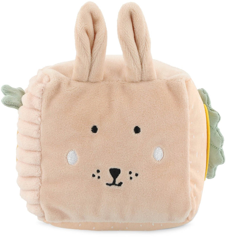 Trixie activiteitenkubus mrs. rabbit – houten motoriekspeelgoed van fsc® hout