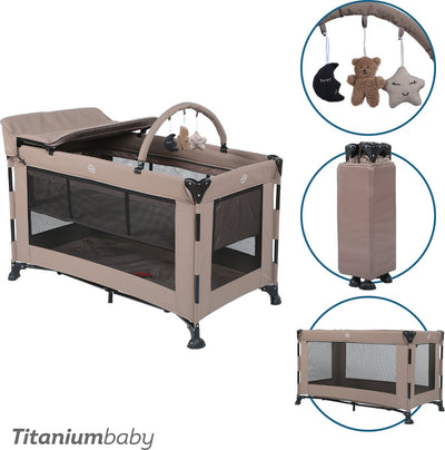 Titan Baby Titan Baby Campingbett massiv Emma üppig Taupe inklusive Wickeltisch | Spielbogen | Moskitonetz-Basiserhöhung