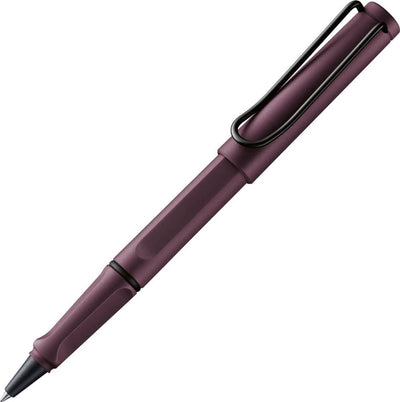 Lamy Safari Scarlet Tintenroller | ergonomischer Griff | Schreibdicke m | Gehäuse aus robustem ASA-Kunststoff | inklusive Tintenroller-Mine M 63 blau