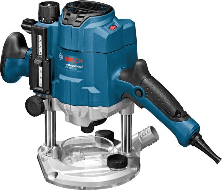 Bosch Oberfräse GOF 1250 CE (19-mm-Schlüssel, Zentrierstift 8 mm, 17-mm-Kopierhülse, Parallelanschlag, SDS-Kopierhülse)