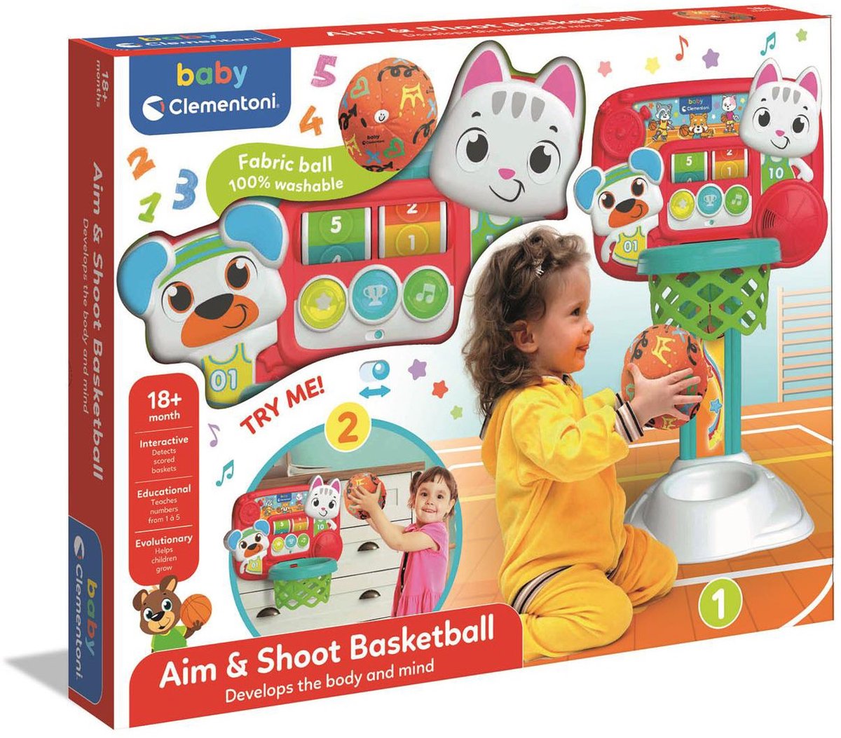 Clementoni-Baby zielt und schießt Basketball