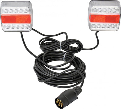 Carpoint LED-Rücklicht-Set – magnetische Befestigung – für Anhänger oder Fahrradträger – kann direkt am Blech befestigt werden – Rücklicht 4 Funktionen – 7-poliger Stecker – Kabellänge zwischen Rücklichtern 2,5 Meter – Kabellänge zum Stecker 7,5 Meter