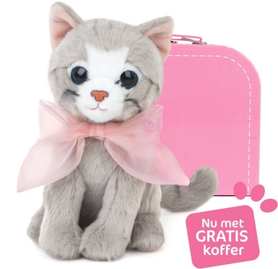 Studio Pets Kuscheltier Katze Bella 16 cm rosa mit Reisepass und Koffer.
