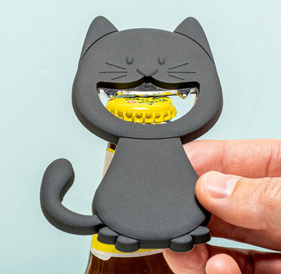 Magnetischer Flaschenöffner mit Katze von Balvi