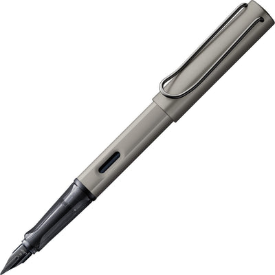 Lamy LX Luxus-Füllfederhalter 057 aus hellem Aluminium in der Farbe Ruthenium mit Edelmetall-Finish und glänzend schwarzer PVD-Stahlfeder, inklusive T 10 Tintenpatrone in Blau und Geschenkverpackung