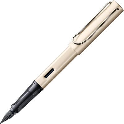 Lamy lx Luxus-Füllfederhalter 058 aus hellem Aluminium in der Farbe Palladium mit Edelmetall-Finish und glänzend schwarzer PVD-Stahlfeder, inklusive blauer T 10-Tintenpatrone und Geschenkverpackung