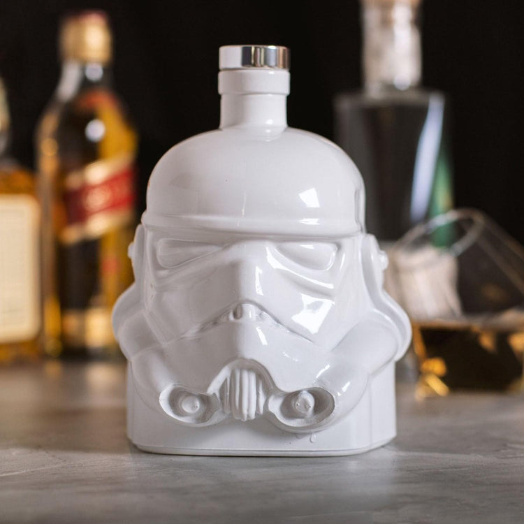 Markenloser Original-Stormtrooper-Helm von London aus dem Jahr 1975, weiße Karaffe ohne Marke
