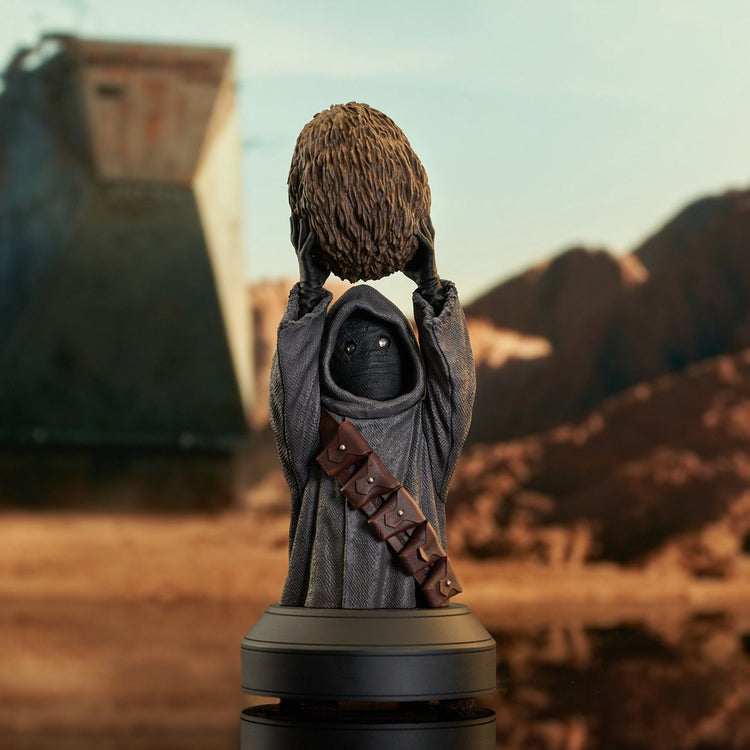 Sanfter Riese Star Wars: The Mandalorian Büste 1 6 Offworld-Jewa mit Mudhorn-Ei 15 cm Büsten