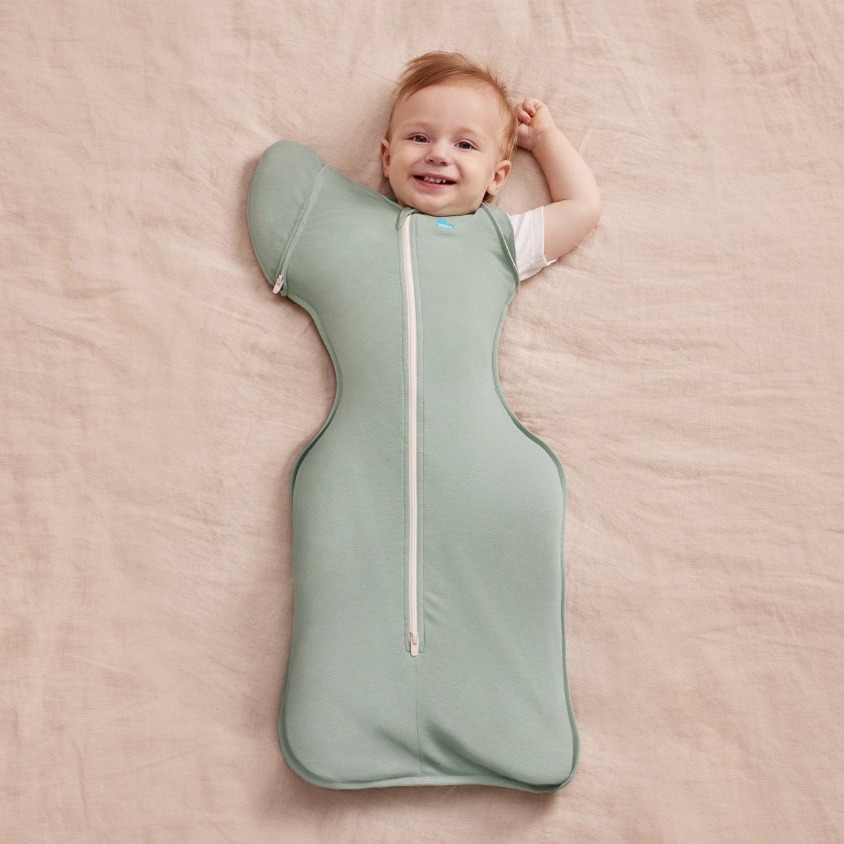 Love to dream™ Babyschlafsack swaddle up™ – reduzierendes Pucken – Baby 3–6 Monate – 6–8,5 kg – Sommer – Oliv