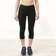 Under Armour Tech Hi Capri-Blk Damen-Sporthose – Schwarz – Weiß