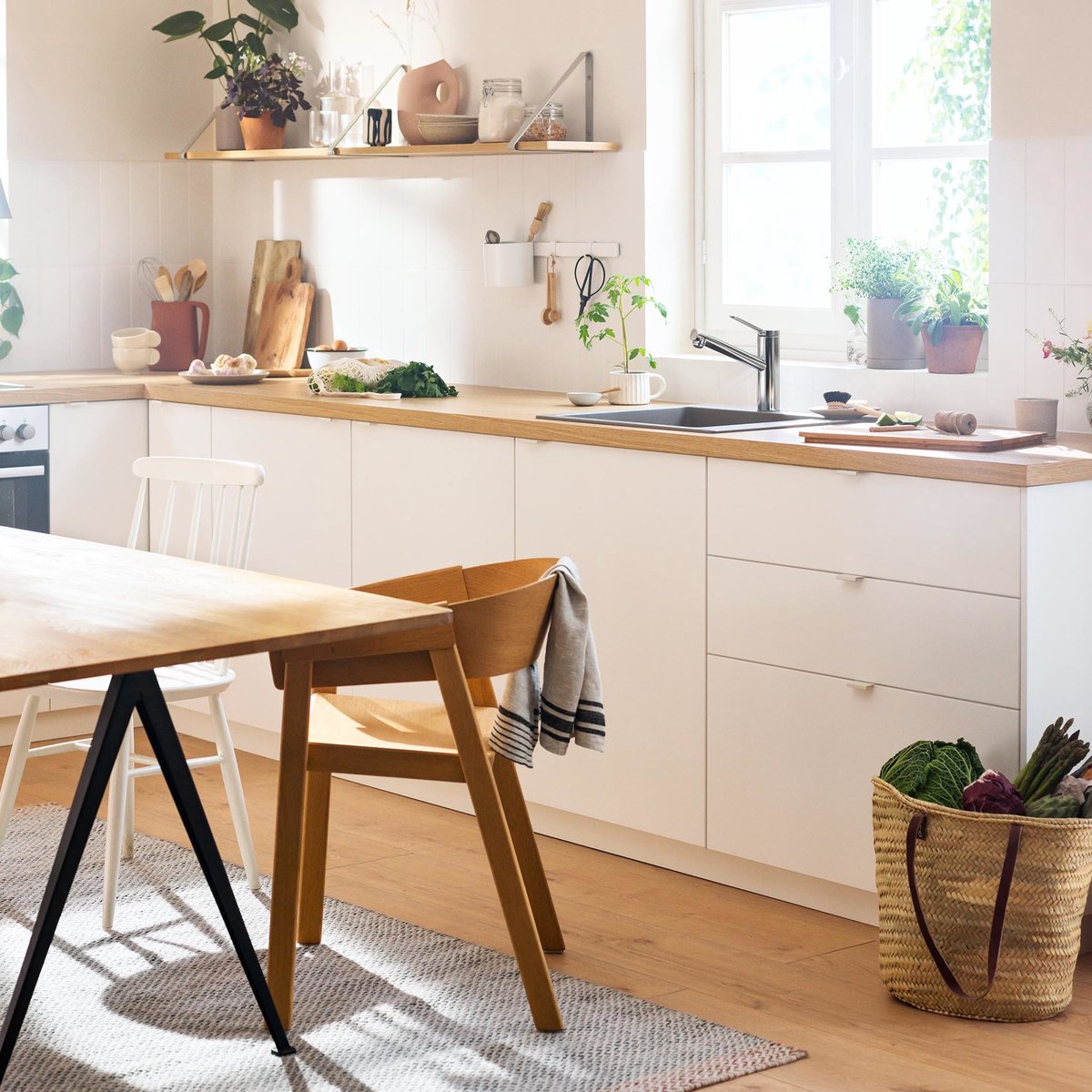Hansgrohe Zesis M33 – Küchenmischbatterie – Einhebelbedienung – Kaltstart-Energieeinsparung – Ecosmart-Wassereinsparung – 150 mm Größe – 1 Strahlfunktion – Chrom