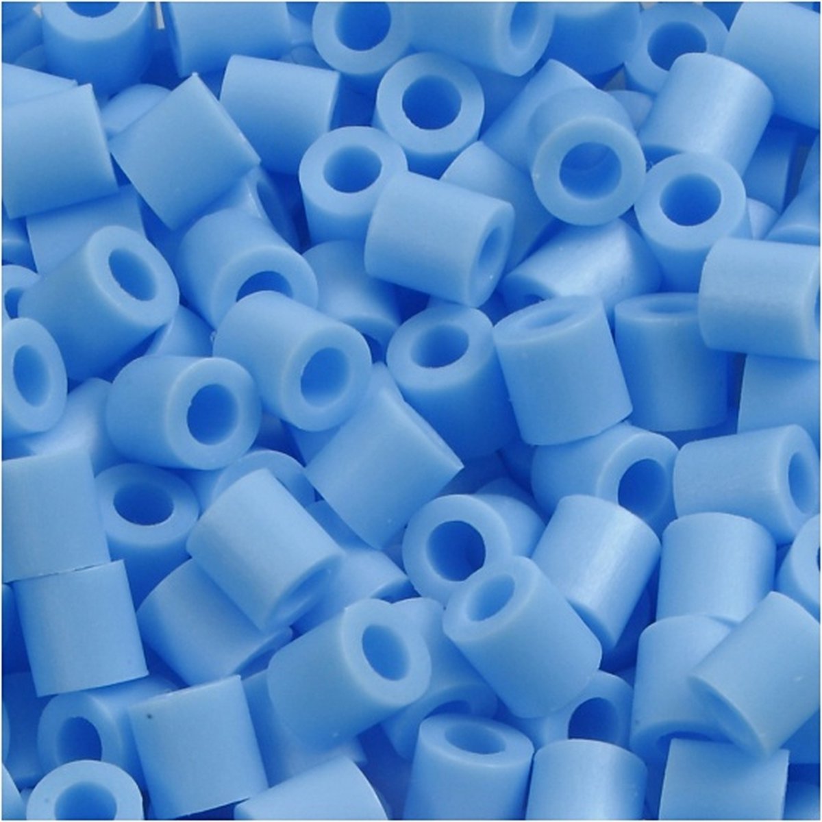 Nabbi Fotoperlen, Größe 5x5 mm, Lochgröße 2,5 mm, mittel, pastellblau (23), 6000 Stück 1 Box