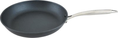 Point-Virgule Pan-à-moi-Bräter – helles Gusseisen – Excalibur-Beschichtung – ø 24 cm