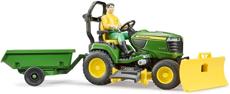 BRUDER BWWORLD JOHN DEERE RIDE -EIN MOwer